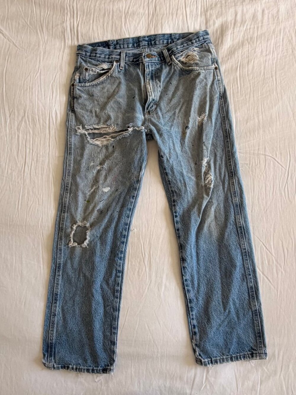 Wrangler distressed straight leg jeans